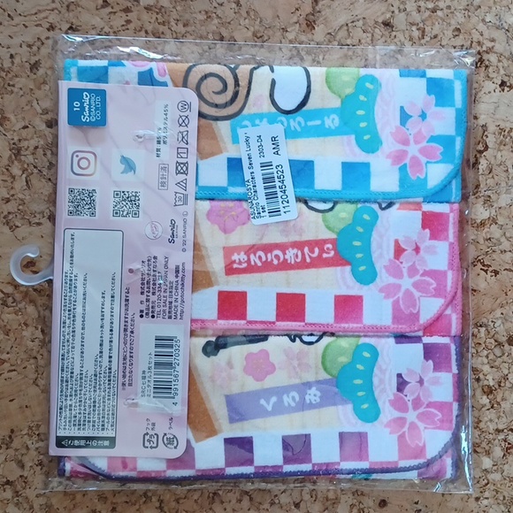 Sanrio characters mini towel set, NEW - Picture 3 of 4